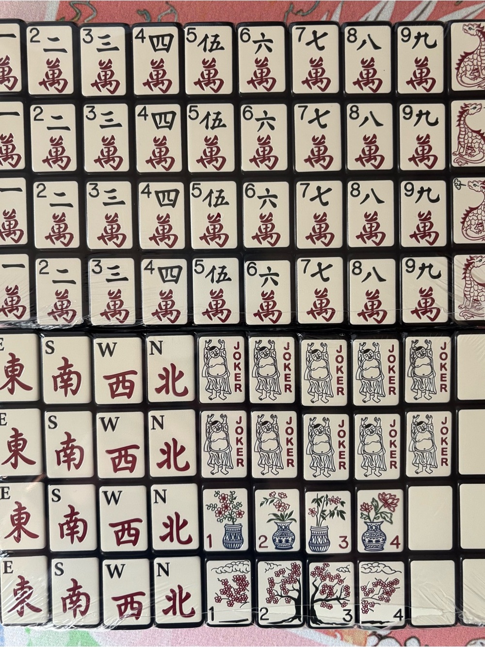 Mahjong Black Enrobed Tiles